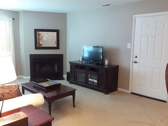 2nd image of 144 Driftwood Ct #288