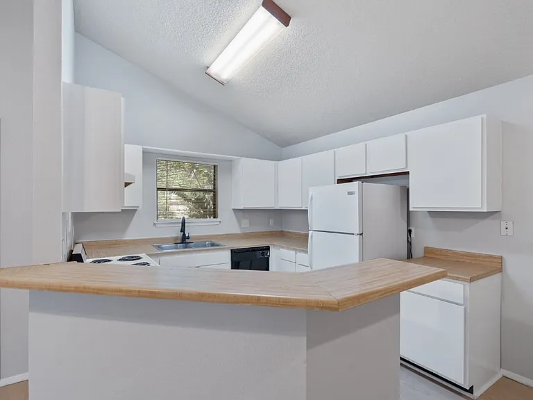 2906 Jadewood Ct #A — Photo 20