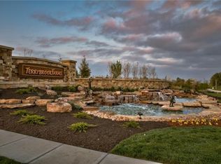 17320 Stearns St, Overland Park, KS 66221