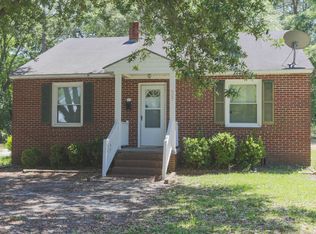 627 Oak Ave, Hamlet, NC 28345