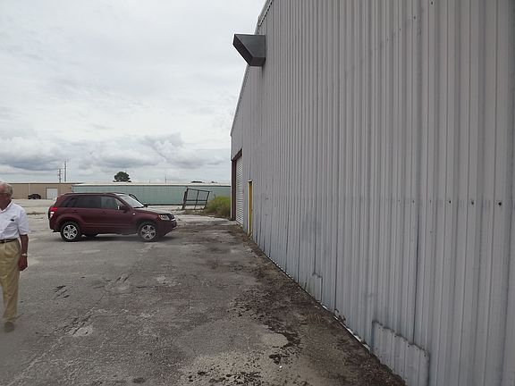 3rd image of 4441 State Road 60 W
