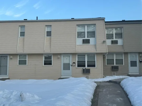 20 Main St APT 7, Garnerville, NY 10923