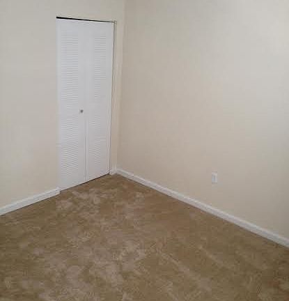 3rd image of 5658 Louis Xiv Ct APT C