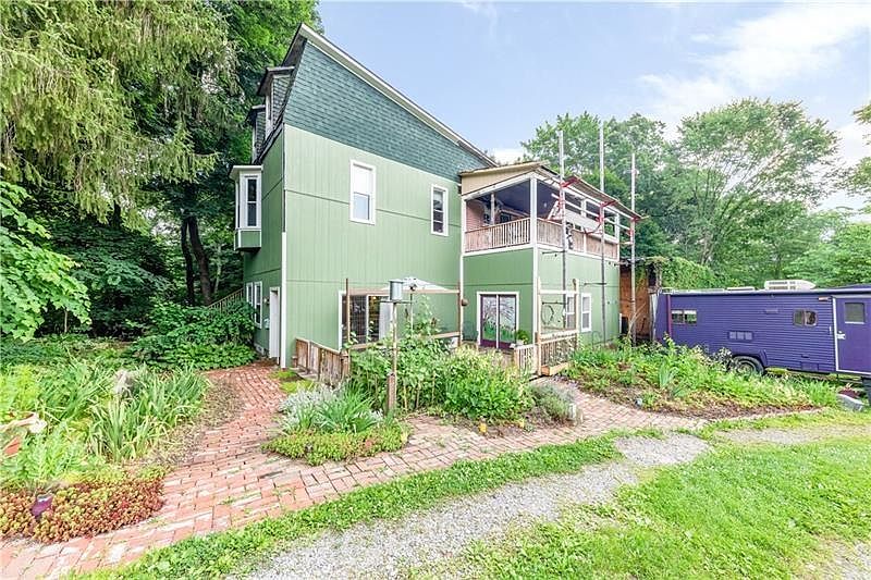 1418 Neshannock Blvd, New Castle, PA 16105 Zillow