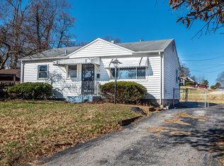 9618 De Porres Ln, Saint Louis, MO 63114