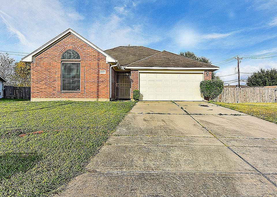1st image of 4419 Heritage Trail Dr