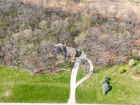3rd image of 4881 Arabian Dr
