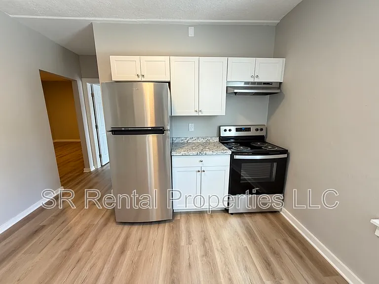 243 S Main St #10 — Photo 2