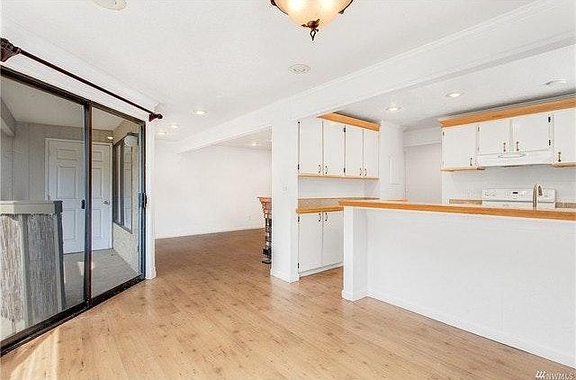 1st image of 10330 SE 6th St APT A1