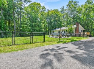 180 Slab Bridge Rd, Assonet, MA 02702