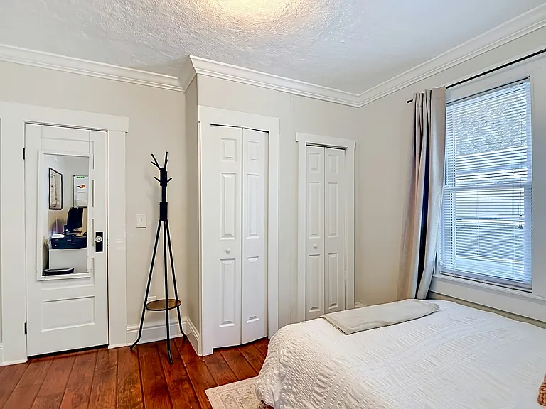 115 E Lambright St — Photo 21