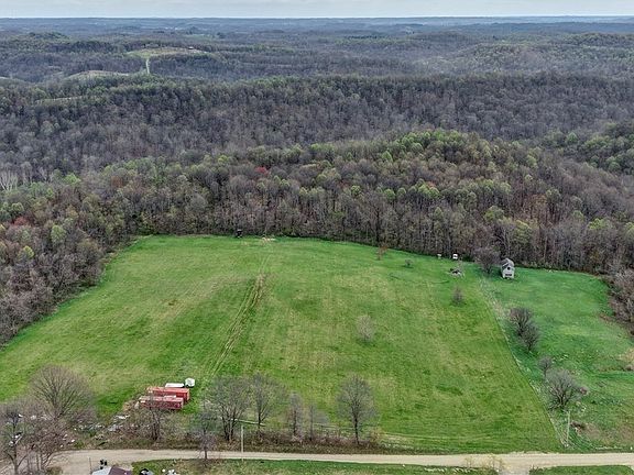 3rd image of 75964 Science Hill Rd