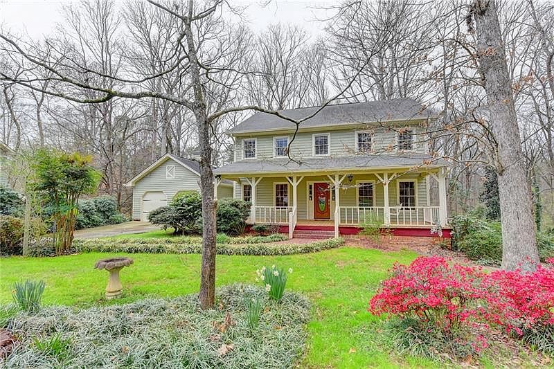 1st image of 845 Lauren Ct