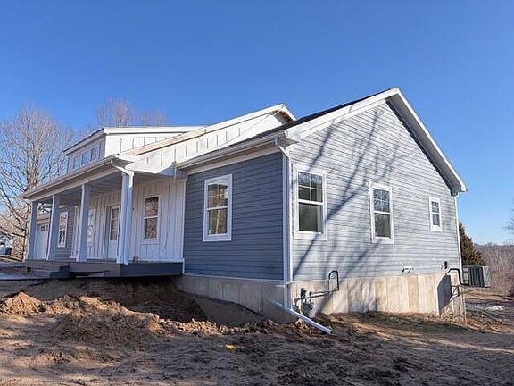 2nd image of 448 Baseline Rd