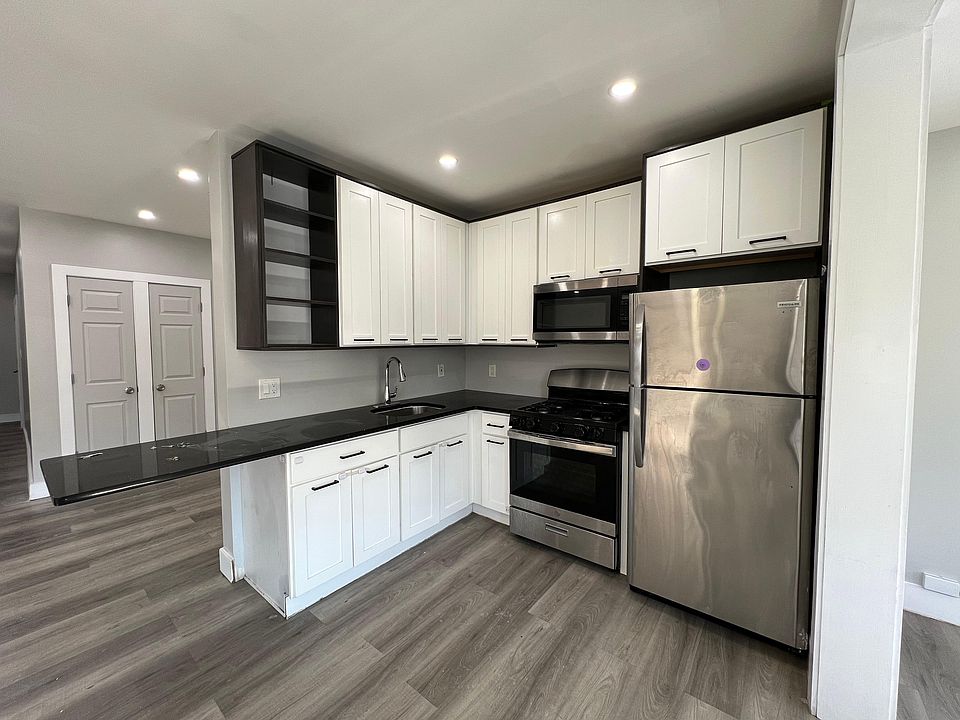 1st image of 106 Claremont Ave #2E