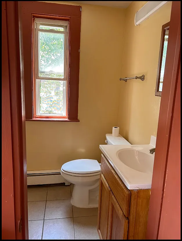 3 bed, 1300 sqft, $1,700 — Photo 2