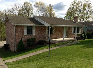 432 Estate Ln, Washington, PA