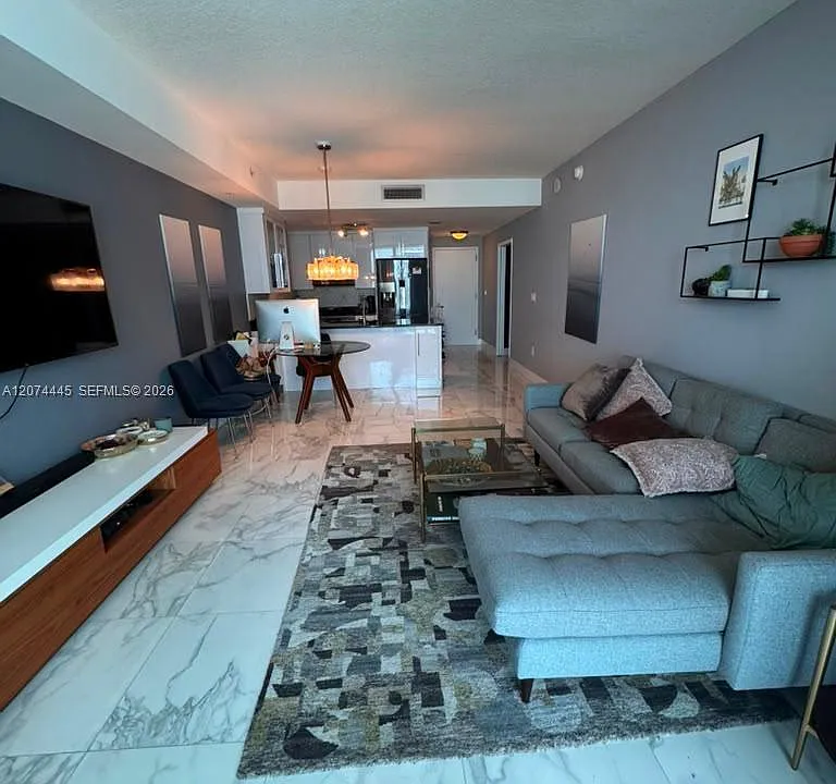 1900 N Bayshore Dr #2308