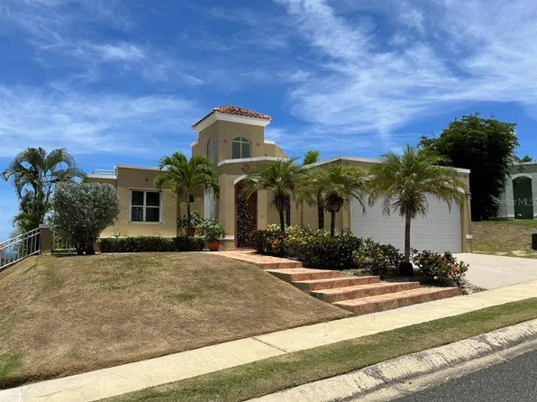 101 Mango St, Ceiba, PR 00735