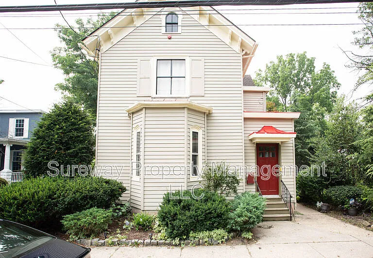 16 Union St — Photo 1