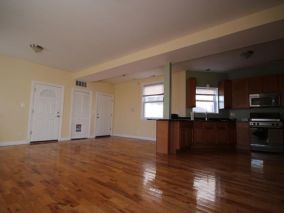 2nd image of 2046 N Saint Louis Ave #2N