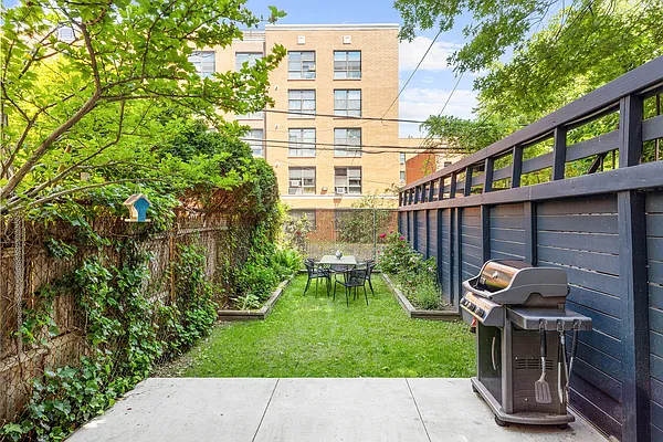 Sold by Compass | media 13