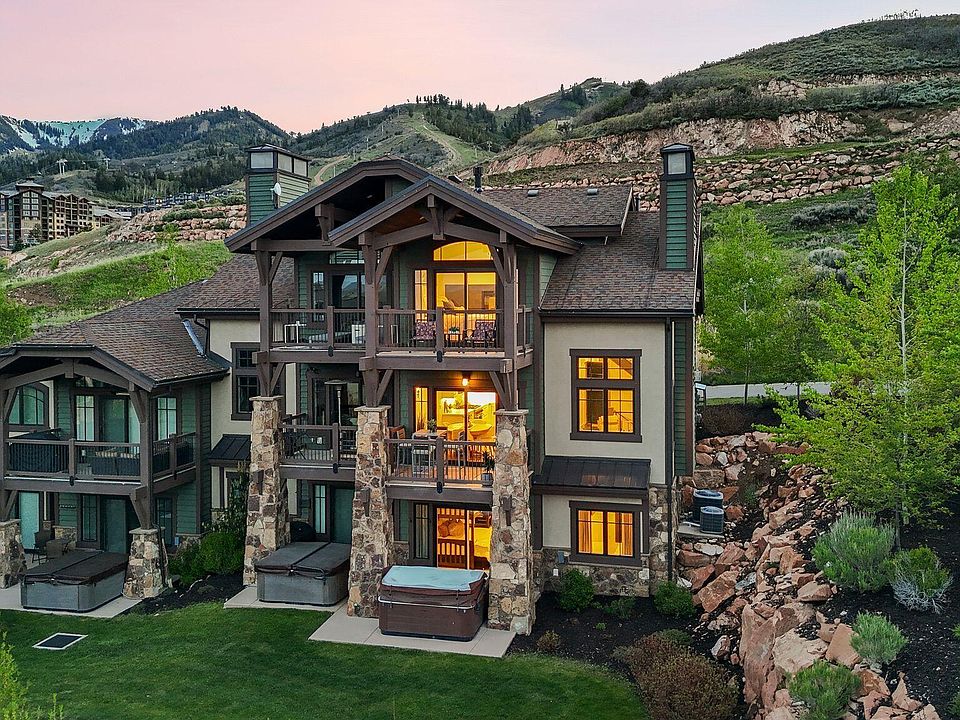 1st image of 4096 Fairway Ln