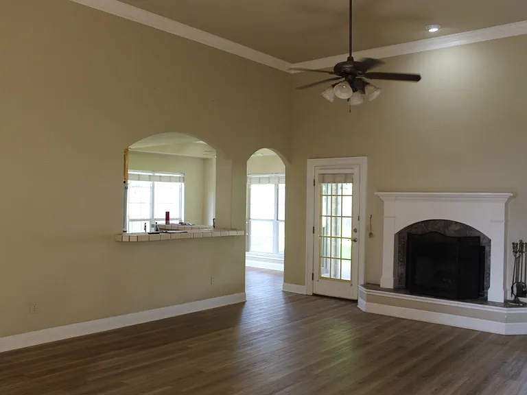 3 Honeysuckle Ln — Photo 2