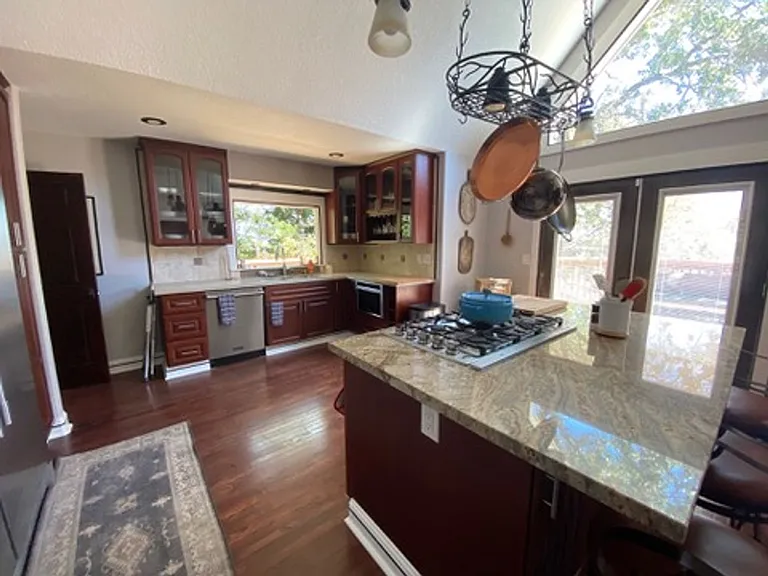 126 Ridgecrest Dr — Photo 9