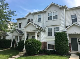 113 Holiday Ln, Hainesville, IL 60073
