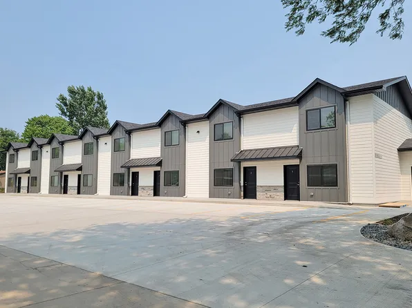 907 5th Street South