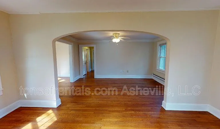 3 Gables Pl — Photo 2