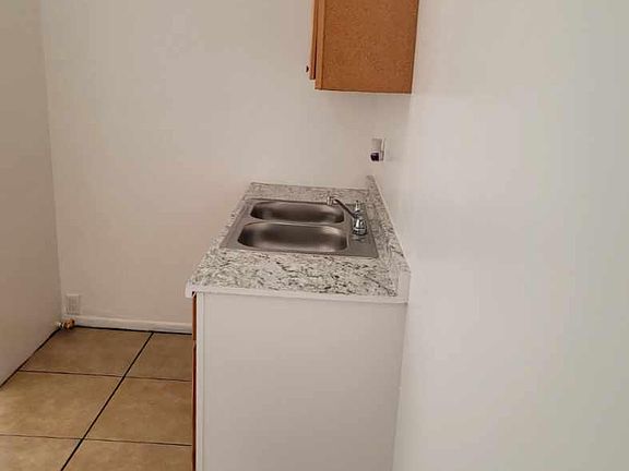 4th image of 7209 Seville Ave #317