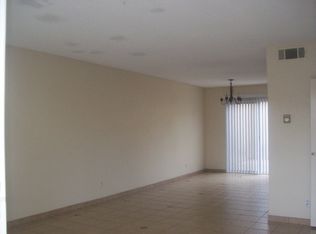 511 S K St APT 4, Oxnard, CA 93030