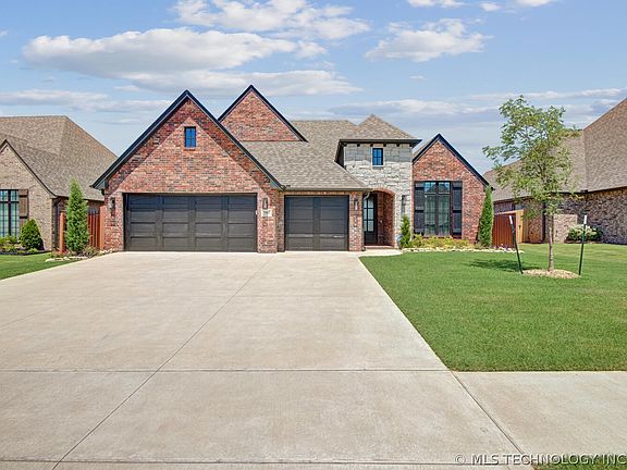 4th image of 7905 N 149th East Ave