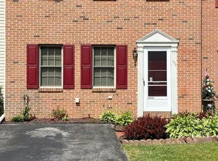 140 Sherfield Ct, Elizabethtown, PA 17022