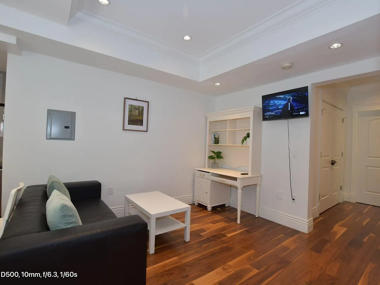 2 bed, 750 sqft, $2,500 — Photo 3