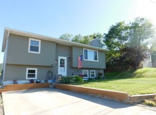 1023 Evanston Ave, Hot Springs, SD 57747