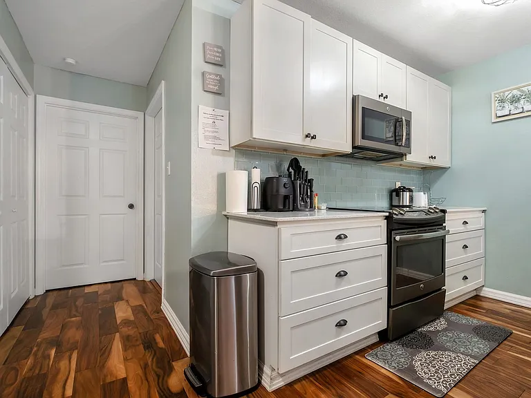 2738 W Tharpe St #506 — Photo 6