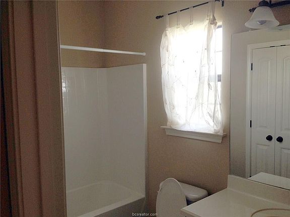 3rd image of 4213 Candace Ct