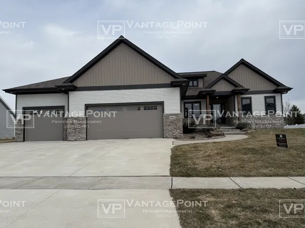 4866 Prairie School Dr, Hobart, WI 54155