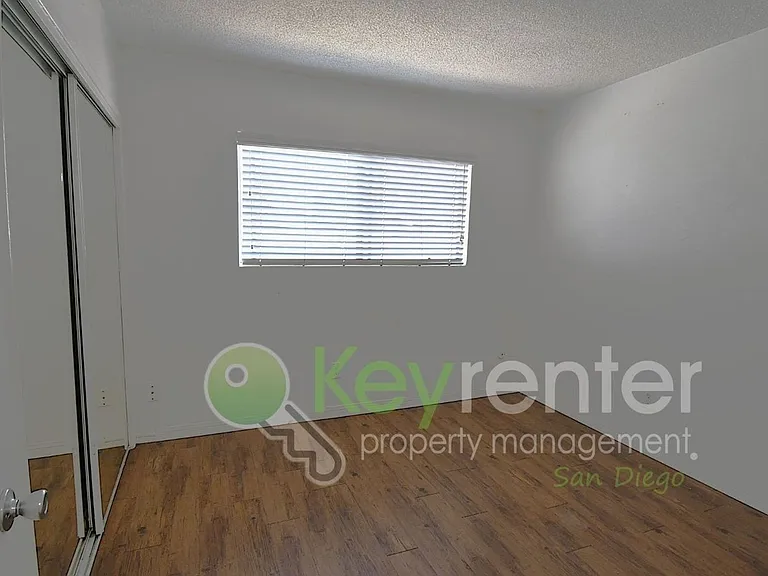 4580 33rd St #6 — Photo 15