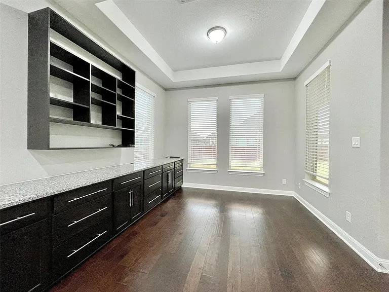 3809 Mineral Dr — Photo 15
