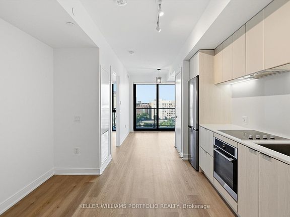 4th image of 3009 Novar Rd #914
