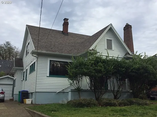 2414 NE 23rd Ave photo 1