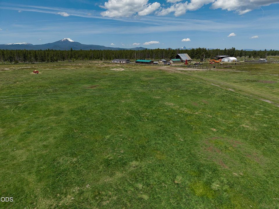1st image of 1950 Silver Lake Rd