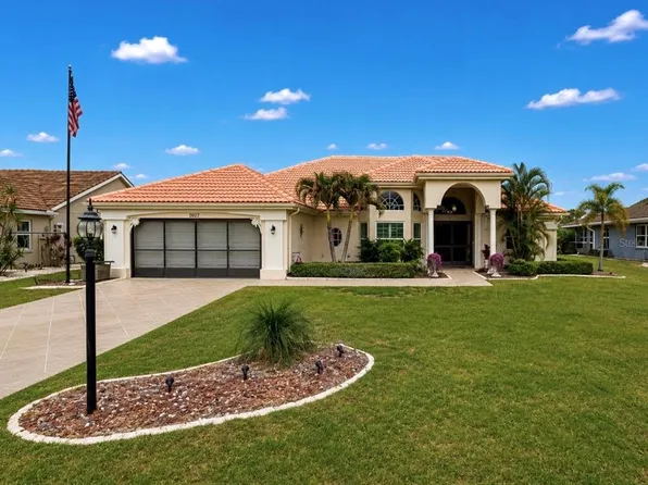 2027 NEW BEDFORD DRIVE, SUN CITY CENTER, FL 33573
