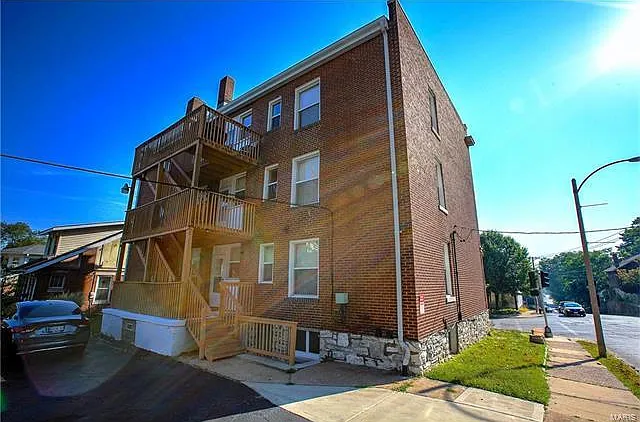 1369 McCausland Ave #2N — Photo 12