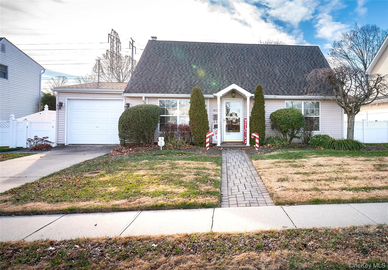 4030 Avoca Avenue photo 1