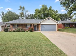 4468 W Chaparral Ln, Fayetteville, AR 72704